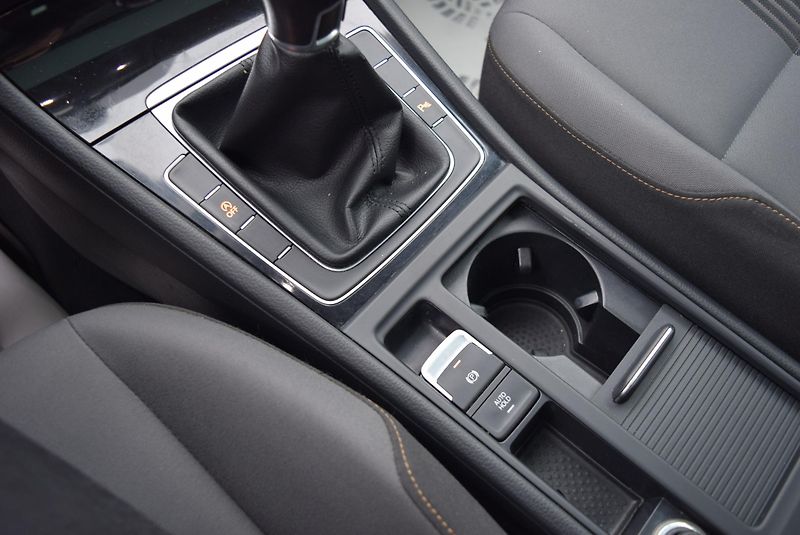 Volkswagen Golf Variant (2016) 1.4TSI 92kw CLBMT BMT PAN TAŽ - fotka 25 z 49
