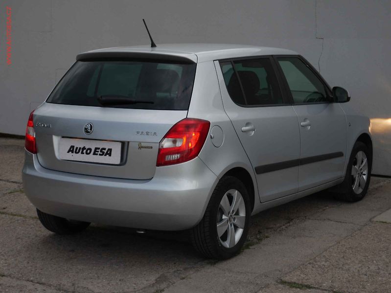 Škoda Fabia (2014) 1.2TSi, ČR, AC, tempo - fotka 6 z 15