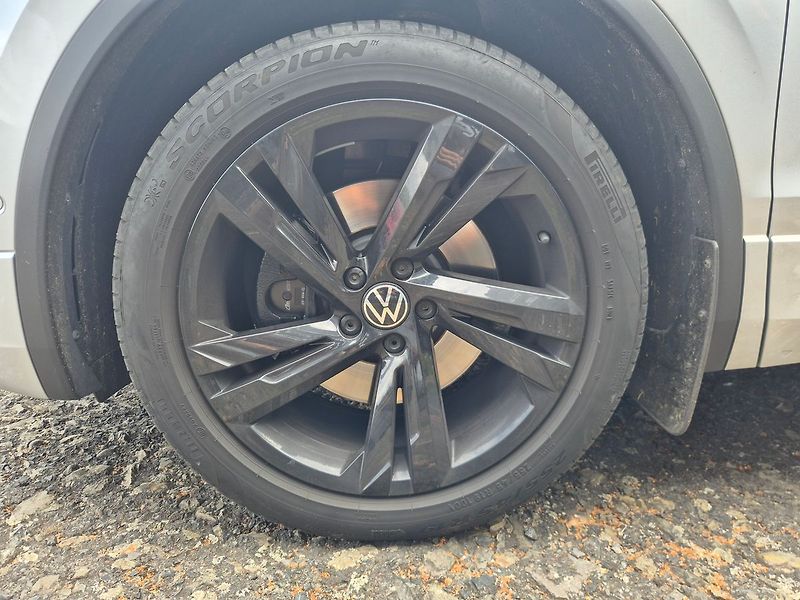 Volkswagen Tiguan 2.0TDi 147kW 4x4 automat, DPH, - fotka 28 z 34