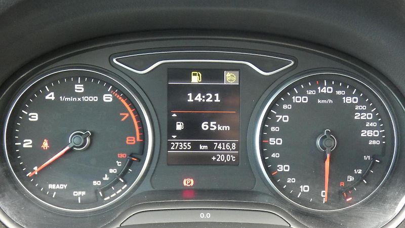 Audi Q2 1,0 TFSI Advanced - fotka 14 z 23