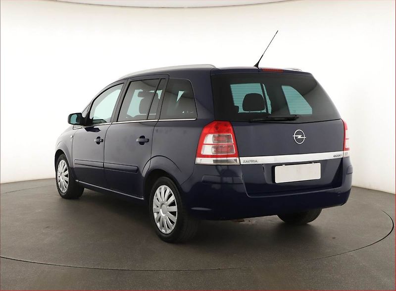 Opel Zafira (2010) 1.6, 7 míst, jezdí výborně - fotka 4 z 13