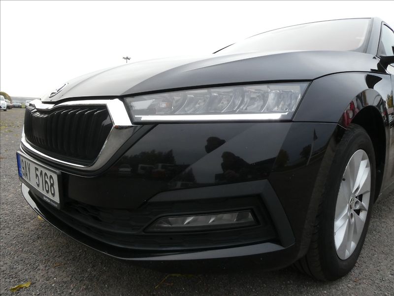 Škoda Octavia 2,0 TDi 110kW serviska,ČR,DPH - fotka 4 z 46