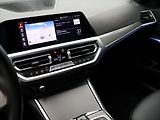 BMW Řada 3 2,0 320d 140kW xDrive M Paket - náhled 23