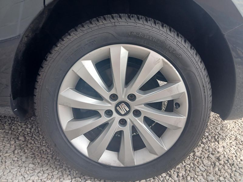 Seat Alhambra 2.0 TDi 7míst DSG - fotka 37 z 40