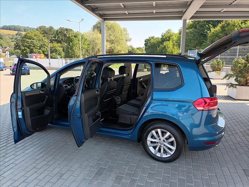 Volkswagen Touran 1,4 REZERVACE - fotka 10 z 46