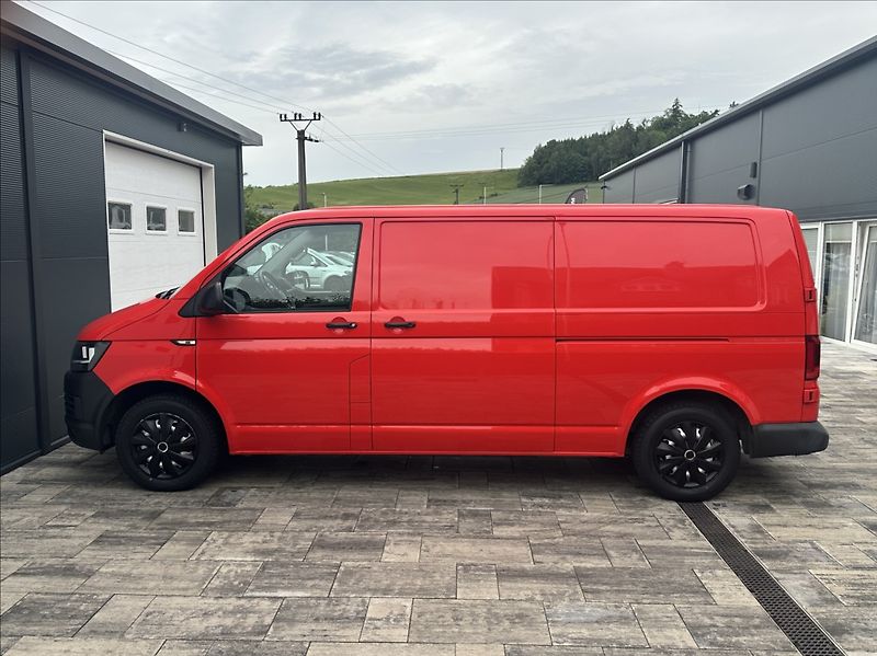 Volkswagen Transporter 2,0 TDI 150PS  L2H1 DSG Dílna - fotka 11 z 53