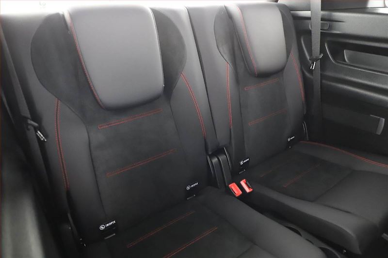 Mercedes-Benz GLB (2025) 200 d, AMG Line, Navigace - fotka 13 z 27