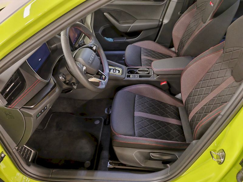 Škoda Octavia (2025) 2.0 TSI 195 kW DSG RS - fotka 22 z 32
