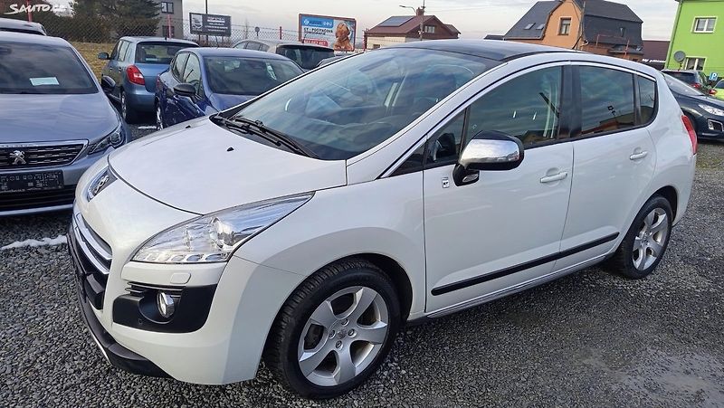 Peugeot 3008 (2012) - fotka 5 z 32