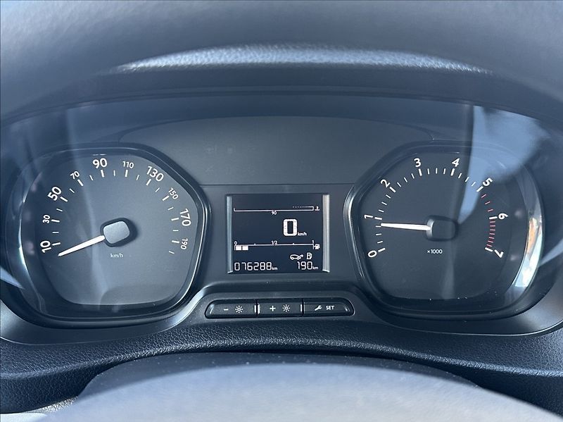 Opel Vivaro 2,0 CDTI 150PS  L2 Kombi-6 Enj - fotka 36 z 53
