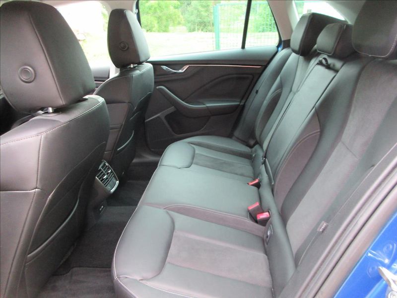 Škoda Scala 1,5 TSi DSG, Style, LED, Nové - fotka 16 z 35