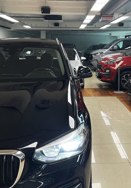 BMW X3 20d xDrive 140kW, ČR - fotka 25 z 30
