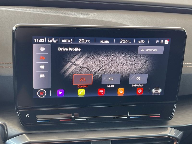 Cupra Formentor (2024) 1.5 TSI 110 kW DSG - fotka 17 z 35