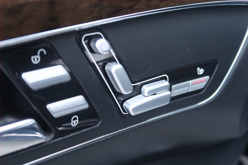 Mercedes-Benz Třídy S (2011) AMG Paket S 350 L, Automat - fotka 24 z 28
