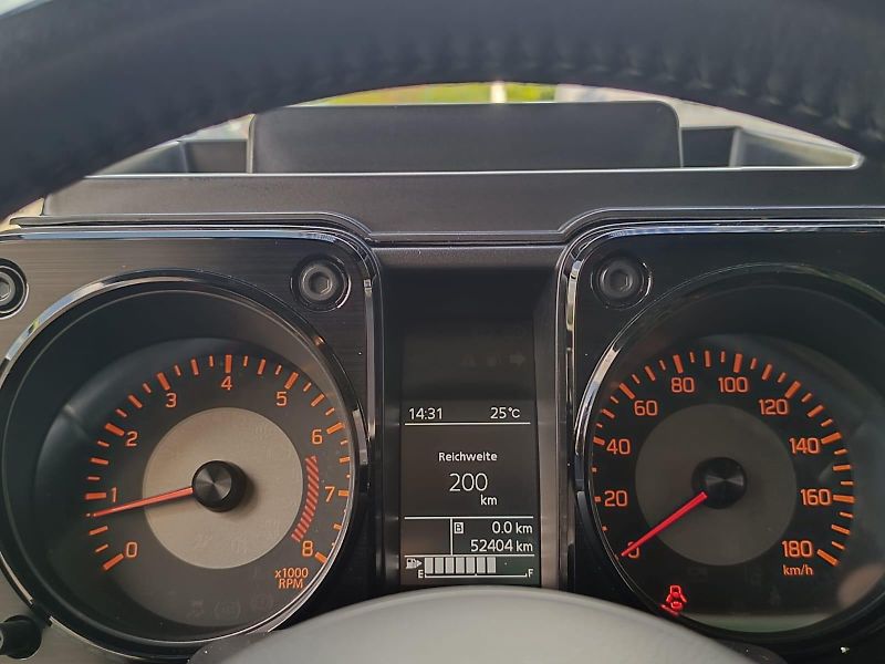 Suzuki Jimny 1.5/75kW,4x4, Comfort+, 4místa - fotka 27 z 38