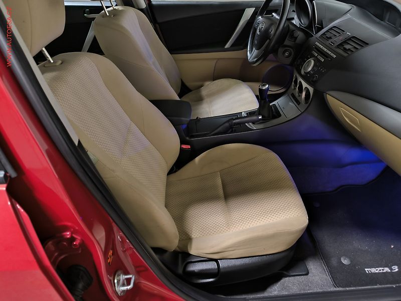 Mazda 3 (2009) 1.6i, ČR, AC, temp - fotka 12 z 17