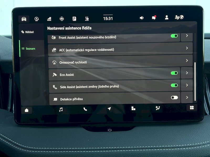 Škoda Superb (2026) DSG 2.0 TDI / 142kW / 4x4 / SP - fotka 29 z 35