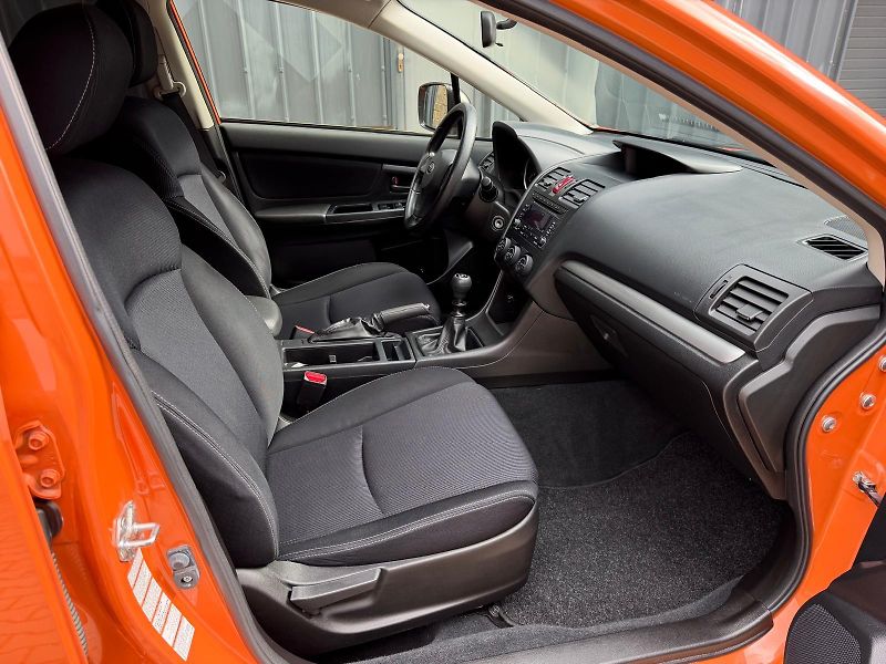 Subaru XV 2,0i AWD / servis.kn. /  - fotka 20 z 30