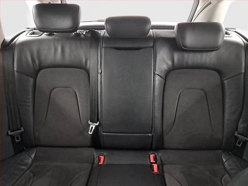 Audi A4 Allroad (2010) 2.0 TDI, 4X4, Tempomat - fotka 10 z 18