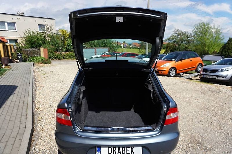 Škoda Superb (2008) ELEGANCE 2,0 TDI 125 kW - fotka 12 z 45