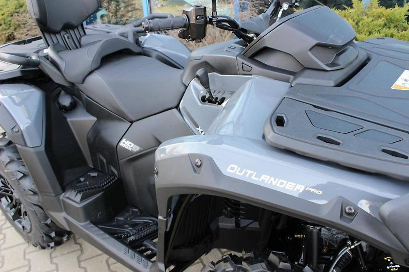 Can-Am (2025) Outlander Max Pro HD 8 XU 2025 - fotka 2 z 9