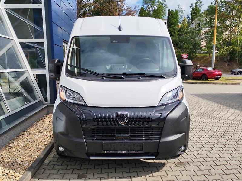 Peugeot Boxer (2026) 2,2 Furgon 3500 L3H2 BlueHDi 1 - fotka 2 z 9