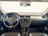 Škoda Rapid (2016) 1.2 TSI, AC, temp. - náhled 8
