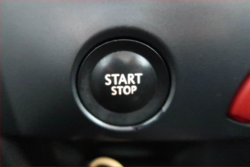 Renault Mégane (2009) 1.5 dCi, nová STK, Klima - fotka 18 z 19