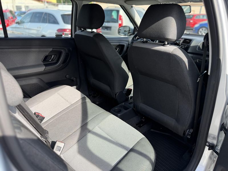 Škoda Fabia 1.2 TSI, 63kw - fotka 9 z 13