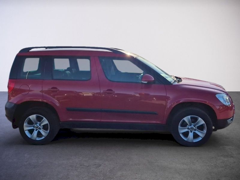 Škoda Yeti (2010) Ambition 2.0TDi 81kW 6°manuáln - fotka 8 z 24