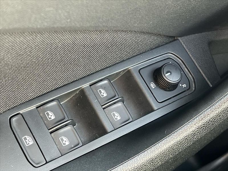 Škoda Scala 1,0 TSi 81kW AMBITION - fotka 20 z 24