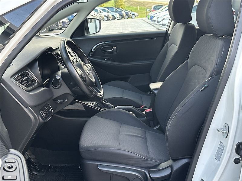 Kia Carens 1,6 GDI 135PS  Comfort Plus - fotka 12 z 50