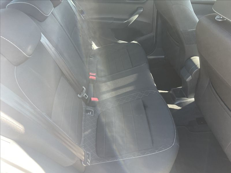 Škoda Fabia 1,2 TSi 66kw Style Klima ESP V - fotka 12 z 34