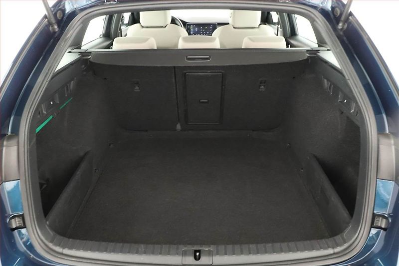 Škoda Octavia (2021) Style 1.5 TSI, ČR,1.maj - fotka 10 z 16