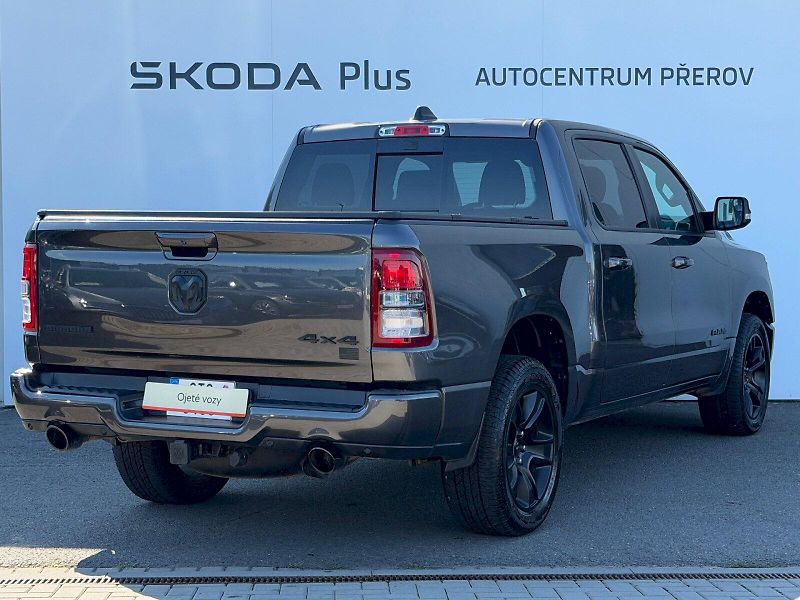 Dodge RAM (2021) 1500 5.7 HEMI 295kW LPG BIGHOR - fotka 2 z 35
