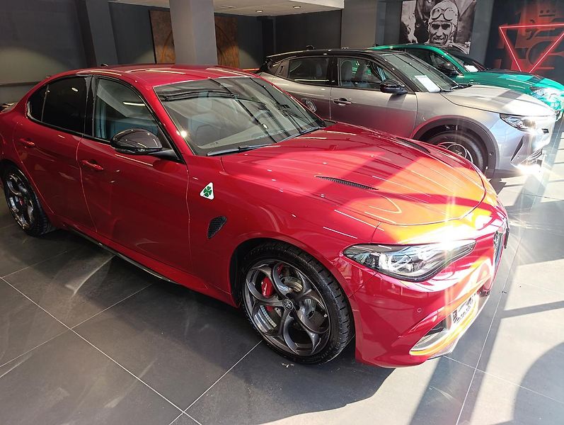 Alfa Romeo Giulia (2026) Quadrifoglio 2.9 V6 Turbo 520K - fotografie inzerátu