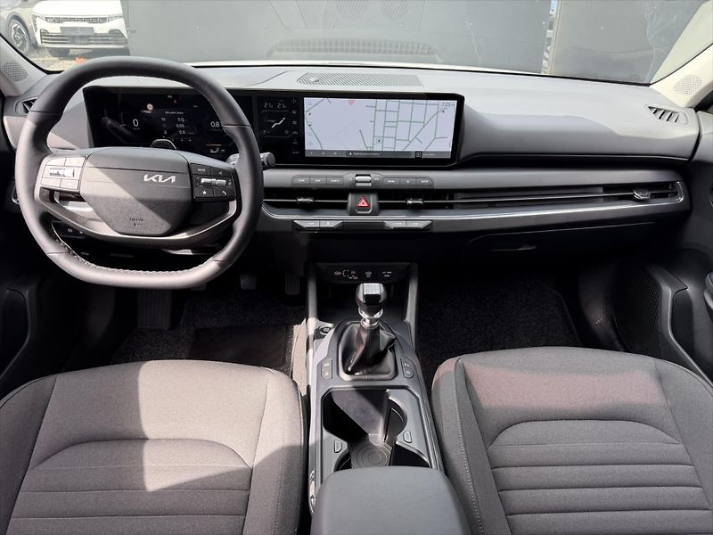 Kia K4 1,0 T-GDi Exlclusive 17 - fotka 8 z 12
