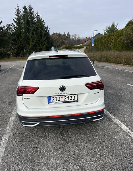 Volkswagen Tiguan Allspace (2023) 2,0TDI 4Motion 7DSG Elegance - fotka 8 z 24