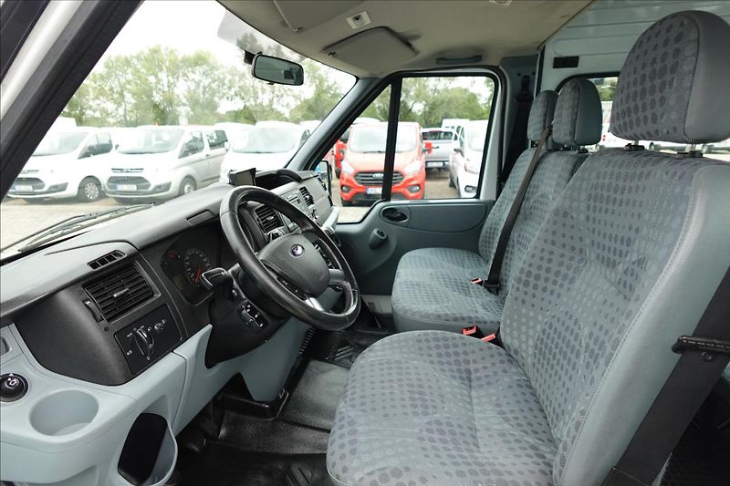 Ford Transit 2,2 TDCI  L2H2 9MÍST BUS KLIMA - fotka 15 z 31