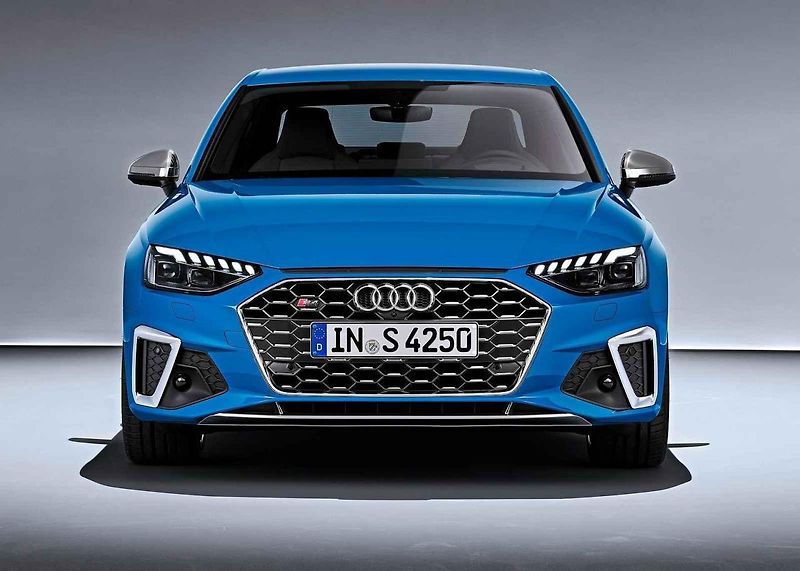 Audi ukázalo i novou verzi S4 Avant s naftovým motorem TDI