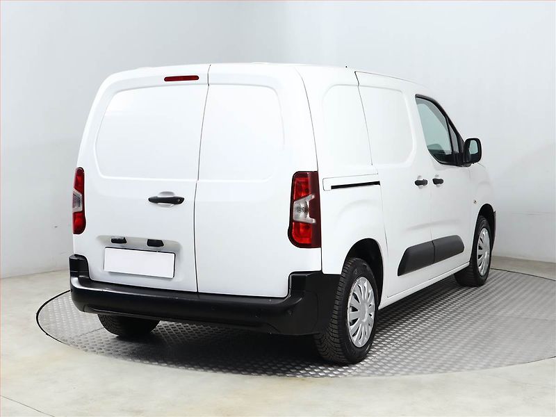 Opel Combo (2020) 1.6 CDTI, ČR, DPH - fotka 5 z 13