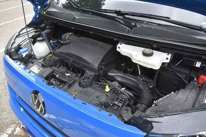 Volkswagen Transporter existuje již v sedmé generaci.