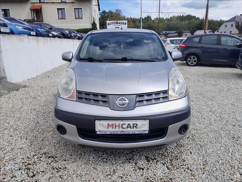 Nissan Note 1,4 i - fotka 2 z 41