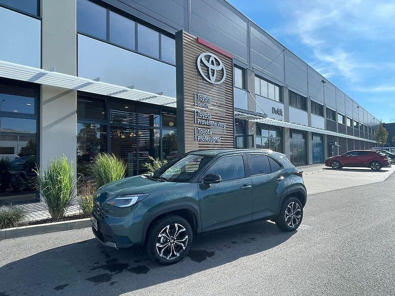 Toyota Yaris Cross 1.5 Hybrid 130k FWD Style - fotka 2 z 29