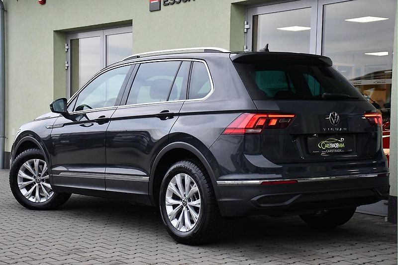 Volkswagen Tiguan 2.0TDi DSG NAVI TAŽNÉ ČR 1.M - fotka 3 z 41