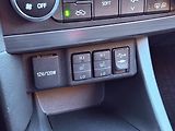 Toyota Auris 1.6 Life+, Serviska - náhled 20