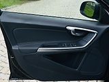 Volvo V60 2.0D 5VÁLEC AUT SERVISKA TAŽNÉ - náhled 31
