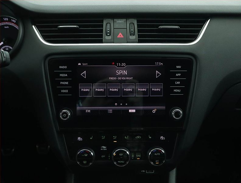 Škoda Octavia (2018) RS 2.0 TSI, Serv.kniha, Navi - fotka 12 z 15