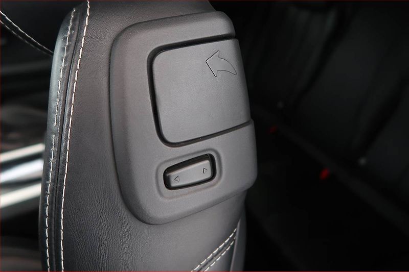 Land Rover Range Rover Evoque (2013) eD4, 4X4, Automat, Kůže - fotka 19 z 20
