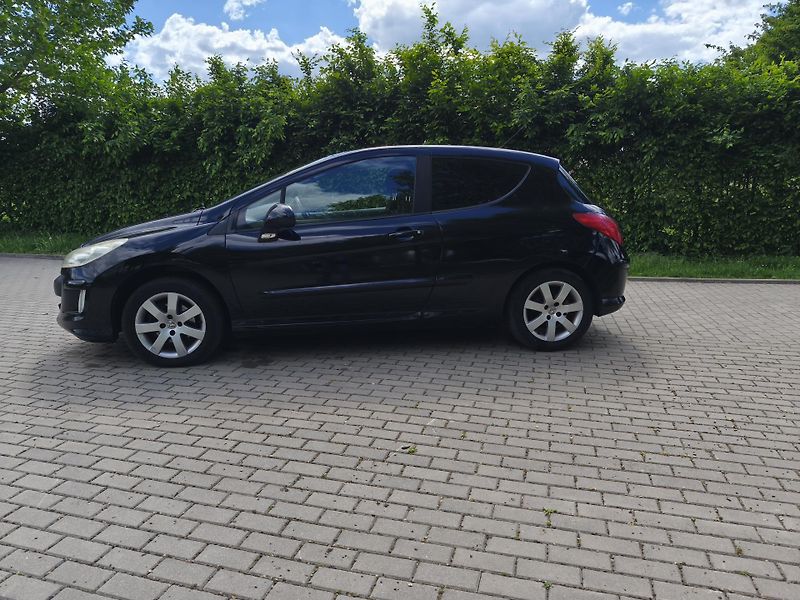 Peugeot 308 1.6 16v Platinum - fotka 3 z 21